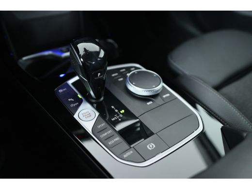 BMW 2 Serie Gran Coupé 218i Business Edition | Sport-Line | LED | Navi | Clima | Sportstoelen | Parkeersensor... ActivLease financial lease