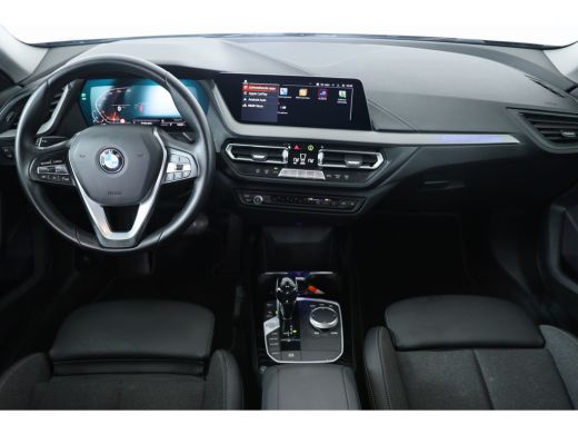 BMW 2 Serie Gran Coupé 218i Business Edition | Sport-Line | LED | Navi | Clima | Sportstoelen | Parkeersensor... ActivLease financial lease