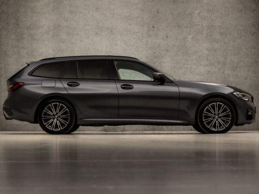 BMW 3 Serie Touring 330e xDrive M Sport 293Pk Automaat (PANORAMADAK, M PAKKET, LASER KOPLAMPEN, MEMORY SEATS,... ActivLease financial lease