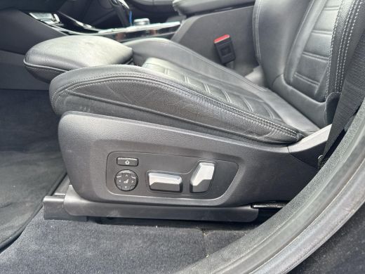 BMW iX3 High Executive 80 kWh | Trekhaak | Lederen bekleding | Privacy glas | Pano Dak | ActivLease financial lease