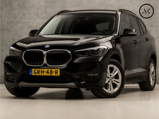 BMW X1 xDrive25e Sportline 221Pk Automaat (GROOT NAVI, CLIMATE, ALCANTARA, GETINT GLAS, ELEK ACHTERKLEP,... BMW X1 xDrive25e Sportline 221Pk Automaat (GROOT NAVI, CLIMATE, ALCANTARA, GETINT GLAS, ELEK ACHTERKLEP,...