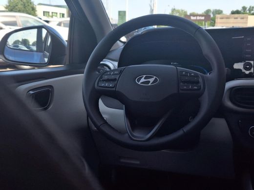 Hyundai i10 1.0 Premium | Apple Carplay/Android Auto | Achteruitrijcamera | Climate control | ActivLease financial lease