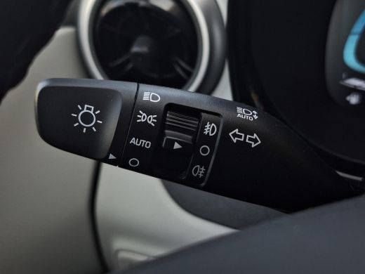 Hyundai i10 1.0 Premium | Apple Carplay/Android Auto | Achteruitrijcamera | Climate control | ActivLease financial lease
