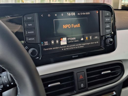 Hyundai i10 1.0 Premium | Apple Carplay/Android Auto | Achteruitrijcamera | Climate control | ActivLease financial lease