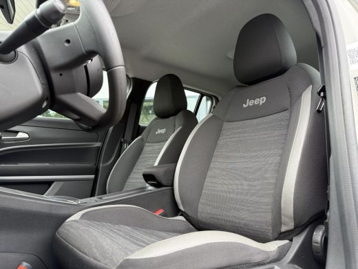 Jeep Avenger Longitude 54 kWh | Navi | Carplay | Stoelverwarming | ActivLease financial lease