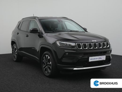 Jeep Compass 4xe 240 PK Plug-in Hybrid Electric Limited | ACC | Stoel & Stuurverw. | Keyless | LED | Camera | ... Jeep Compass 4xe 240 PK Plug-in Hybrid Electric Limited | ACC | Stoel & Stuurverw. | Keyless | LED | Camera | ...
