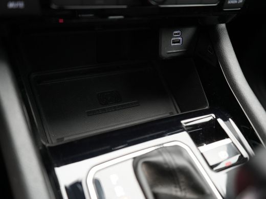 Jeep Compass 4xe 240 PK Plug-in Hybrid Electric Limited | ACC | Stoel & Stuurverw. | Keyless | LED | Camera | ... ActivLease financial lease
