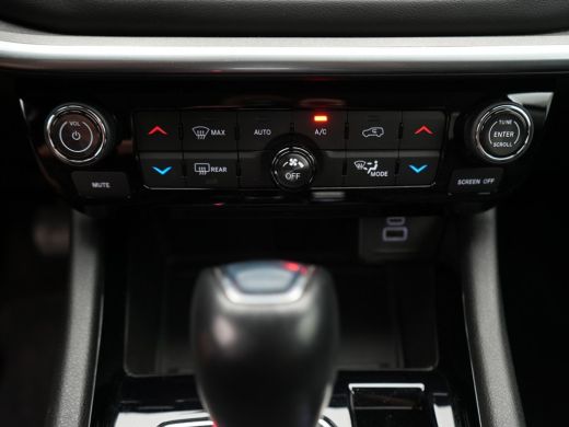 Jeep Compass 4xe 240 PK Plug-in Hybrid Electric Limited | ACC | Stoel & Stuurverw. | Keyless | LED | Camera | ... ActivLease financial lease