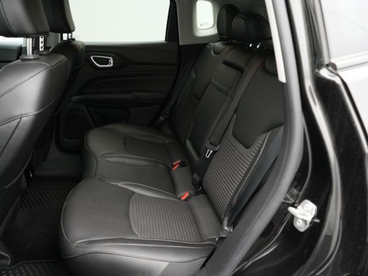 Jeep Compass 4xe 240 PK Plug-in Hybrid Electric Limited | ACC | Stoel & Stuurverw. | Keyless | LED | Camera | ... ActivLease financial lease