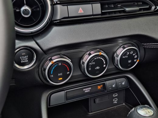 Mazda MX-5 1.5 SkyActiv-G 132 Homura | Brembo remschijven | Sportonderstel | Bose | Recaro stoelen | Achteru... ActivLease financial lease