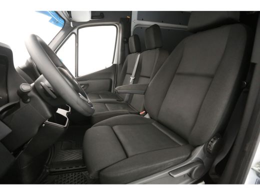 Mercedes-Benz Sprinter 316 2.2 CDI 164PK L3H2 EURO VI-D Automaat Airco Camera Trekhaak 3 Persoons Elektrpakket ActivLease financial lease