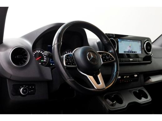 Mercedes-Benz Sprinter 516 CDI 163pk L2H2 7G Automaat LED/ACC/Camera/Trekhaak 3500kg 01-2020 ActivLease financial lease