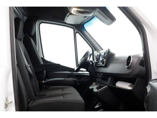 Mercedes-Benz Sprinter 516 CDI 163pk L2H2 7G Automaat LED/ACC/Camera/Trekhaak 3500kg 01-2020 ActivLease financial lease