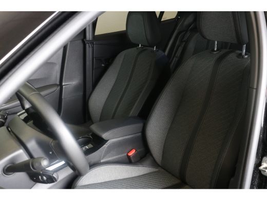 Peugeot 2008 1.2 PureTech 100 Allure | Navi | Camera | Ad. Cruise control | DAB | Parkeersensoren V+ A | LED K... ActivLease financial lease