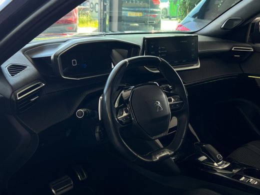 Peugeot 2008 1.2 PureTech GT Pack PANO | CAMERA | TREKHAAK | CARPLAY | ActivLease financial lease