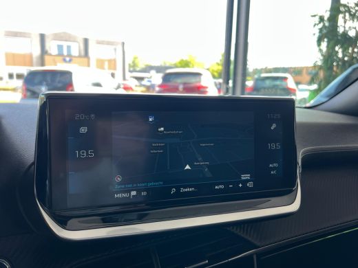 Peugeot 2008 1.2 PureTech GT Pack PANO | CAMERA | TREKHAAK | CARPLAY | ActivLease financial lease
