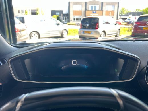 Peugeot 2008 1.2 PureTech GT Pack PANO | CAMERA | TREKHAAK | CARPLAY | ActivLease financial lease