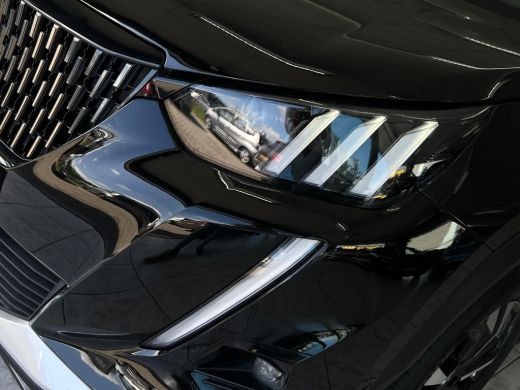 Peugeot 2008 1.2 PureTech GT Pack PANO | CAMERA | TREKHAAK | CARPLAY | ActivLease financial lease