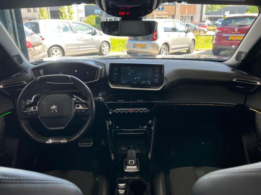 Peugeot 2008 1.2 PureTech GT Pack PANO | CAMERA | TREKHAAK | CARPLAY | ActivLease financial lease