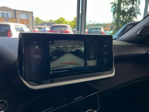 Peugeot 2008 1.2 PureTech GT Pack PANO | CAMERA | TREKHAAK | CARPLAY | ActivLease financial lease