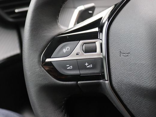 Peugeot 208 1.2 Hybrid Allure 110PK e-DCS6 full led, cruise control, navigatie, achteruitrijcamera, stoelverw... ActivLease financial lease