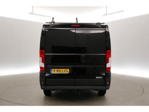 Peugeot Boxer 2.0 HDI L2H1 Airco Cruise Trekhaak LED 3 Persoons Elektrpakket ActivLease financial lease