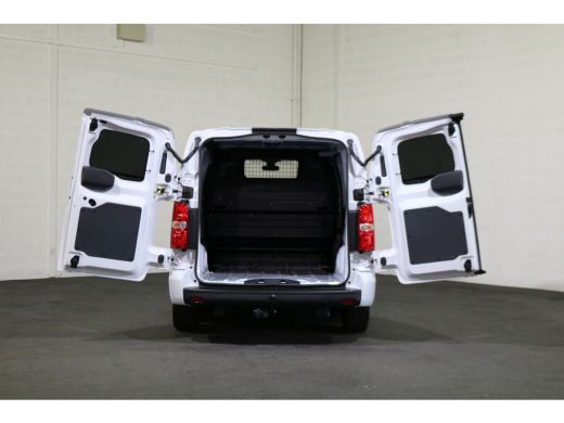 Peugeot e-Expert EV L3 75 kWh Airco Navigatie Trekhaak Black Line ActivLease financial lease