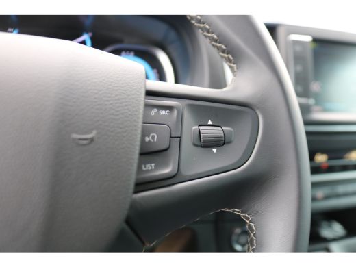 Peugeot e-Expert EV L3 75 kWh Airco Navigatie Trekhaak Black Line ActivLease financial lease
