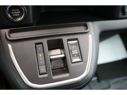 Peugeot e-Expert EV L3 75 kWh Airco Navigatie Trekhaak Black Line ActivLease financial lease