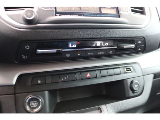 Peugeot e-Expert EV L3 75 kWh Airco Navigatie Trekhaak Black Line ActivLease financial lease
