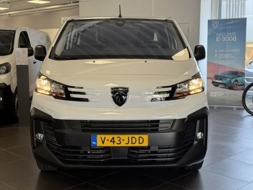 Peugeot Expert Standaard | 16" stalen velgen | Elektrisch bedienbare en verwarmbare buitenspiegels | Getint glas... ActivLease financial lease