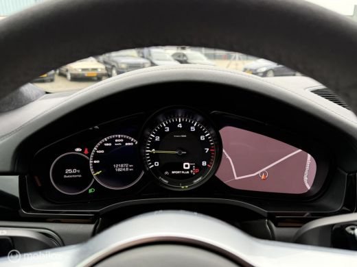 Porsche Cayenne 3.0 E-Hybrid SPORTDESIGN|BOMVOL|BTW|PANODAK ActivLease financial lease