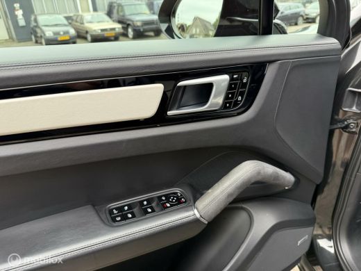 Porsche Cayenne 3.0 E-Hybrid SPORTDESIGN|BOMVOL|BTW|PANODAK ActivLease financial lease
