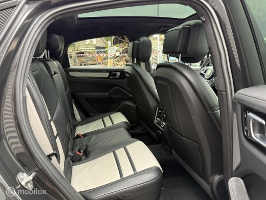 Porsche Cayenne 3.0 E-Hybrid SPORTDESIGN|BOMVOL|BTW|PANODAK ActivLease financial lease