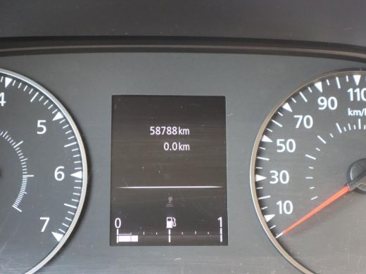 Renault Master 2.3 DCI 135 PK L2H2 + NAVIGATIE | CAMERA | CARPLAY | TREKHAAK | SIDEBARS ActivLease financial lease