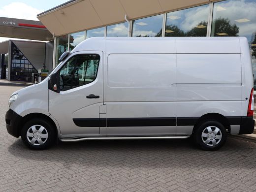 Renault Master 2.3 DCI 135 PK L2H2 + NAVIGATIE | CAMERA | CARPLAY | TREKHAAK | SIDEBARS ActivLease financial lease