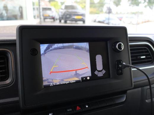 Renault Master 2.3 DCI 135 PK L2H2 + NAVIGATIE | CAMERA | CARPLAY | TREKHAAK | SIDEBARS ActivLease financial lease