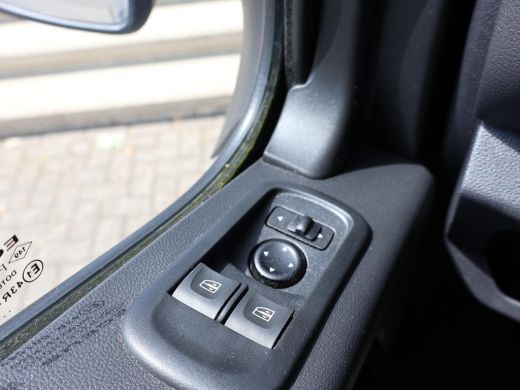Renault Master 2.3 DCI 135 PK L2H2 + NAVIGATIE | CAMERA | CARPLAY | TREKHAAK | SIDEBARS ActivLease financial lease