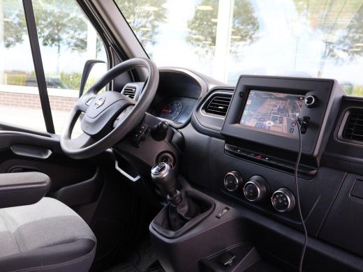 Renault Master 2.3 DCI 135 PK L2H2 + NAVIGATIE | CAMERA | CARPLAY | TREKHAAK | SIDEBARS ActivLease financial lease