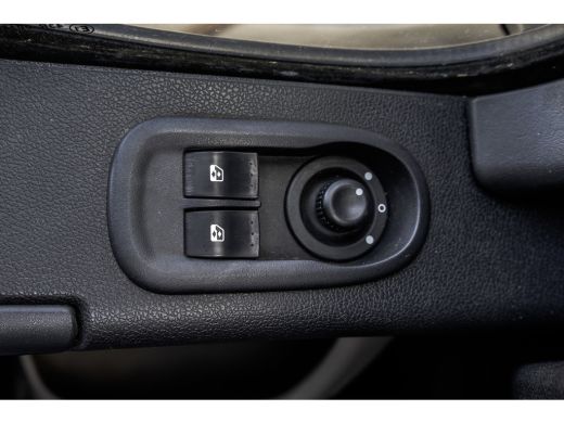 Renault Master 2.3 dCi | L1H2 | Navigatie | Cruise | Airco | Euro 6 ActivLease financial lease