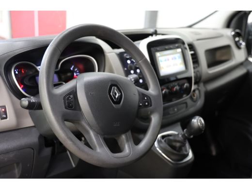 Renault Trafic AMBULANCE VSAV Rettungswagen Krankenwagen ActivLease financial lease