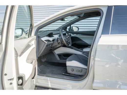 Skoda Elroq 85 Intro Alpha | Head-up display | Trekhaak uitklapbaar ActivLease financial lease