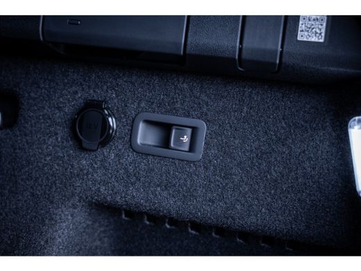 Skoda Kodiaq Sportline Business | Crew Protect Assist | Cruise control met speedlimiter | ESC (Elektronische S... ActivLease financial lease