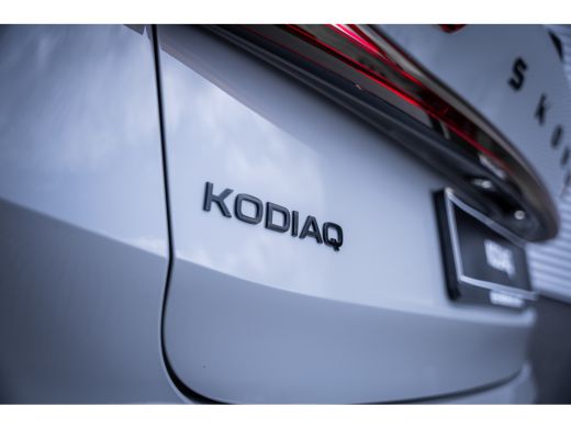 Skoda Kodiaq Sportline Business | Crew Protect Assist | Cruise control met speedlimiter | ESC (Elektronische S... ActivLease financial lease