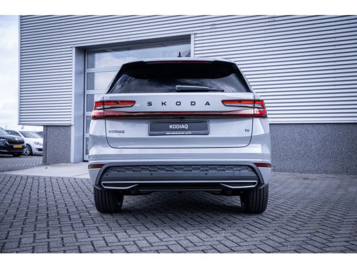 Skoda Kodiaq Sportline Business | Crew Protect Assist | Cruise control met speedlimiter | ESC (Elektronische S... ActivLease financial lease