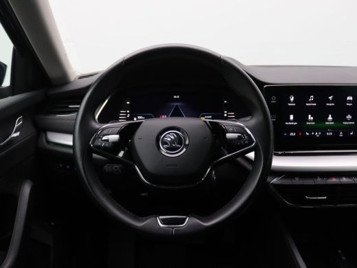 Skoda Octavia Combi 1.5 e-TSI Business Edition Plus 150PK DSG Matrix-LED Verlichting, Clima, Stoelverwarming, A... ActivLease financial lease