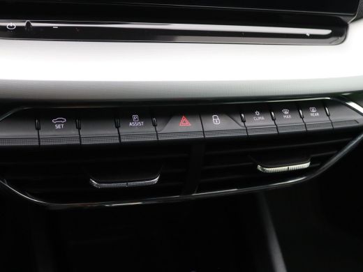 Skoda Octavia Combi 1.5 e-TSI Business Edition Plus 150PK DSG Matrix-LED Verlichting, Clima, Stoelverwarming, A... ActivLease financial lease