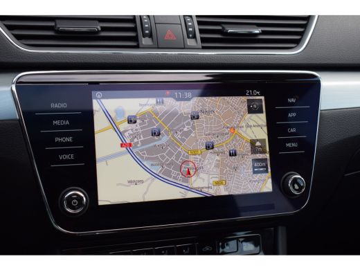 Skoda Superb Combi 1.5 TSI ACT Ambition Business | Panorama | Trekhaak | Apple Carplay ActivLease financial lease