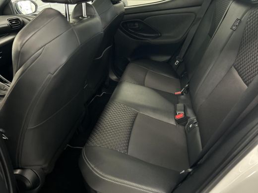 Toyota Yaris 1.5 Hybrid Executive Premium Pack ActivLease financial lease
