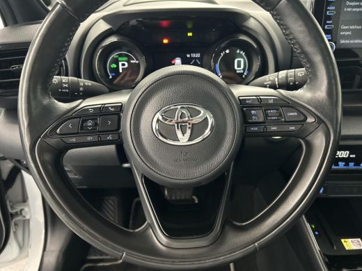 Toyota Yaris 1.5 Hybrid Executive Premium Pack ActivLease financial lease